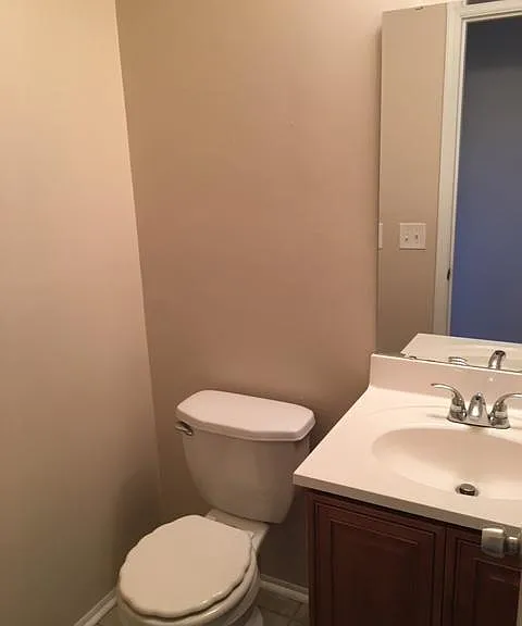 3528 Danbury Rd — Photo 8