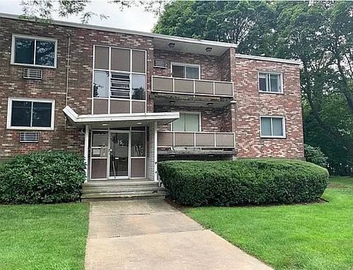 15 Lionel Ave Photo 1