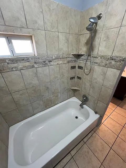2 bed, 961 sqft, $1,425 — Photo 4