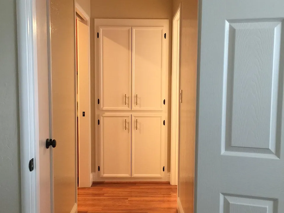 Lots of cabinet space in Hallway