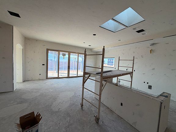 5th image of 4101 Mountain Trail Ln NE