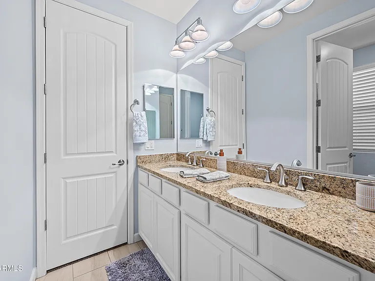 6237 E Bramble Berry Ln — Photo 16