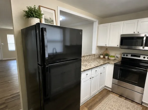 4332 W North B St #102, Tampa, FL 33609