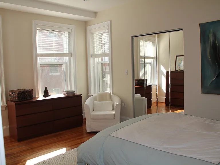 1423 R St NW #305 — Photo 8