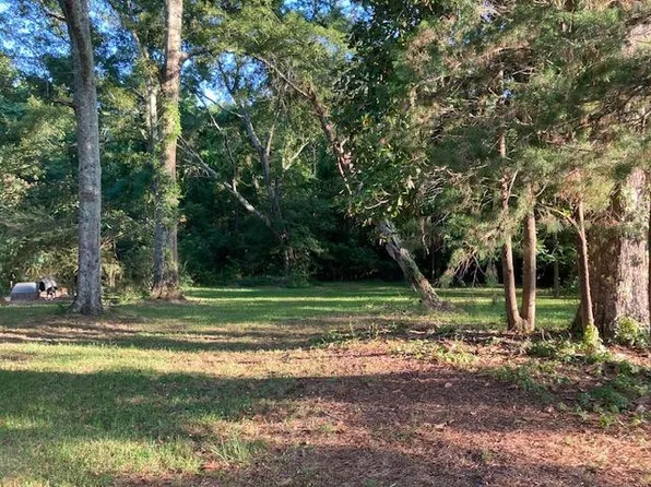 525 N Street Dr, Brookhaven, MS 39601