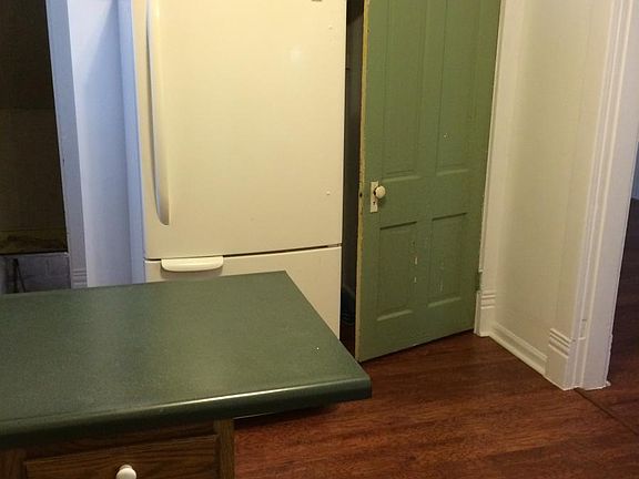 4th image of 44 E Patterson Ave