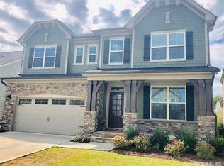 157 Martingale Dr, Holly Springs, NC 27540