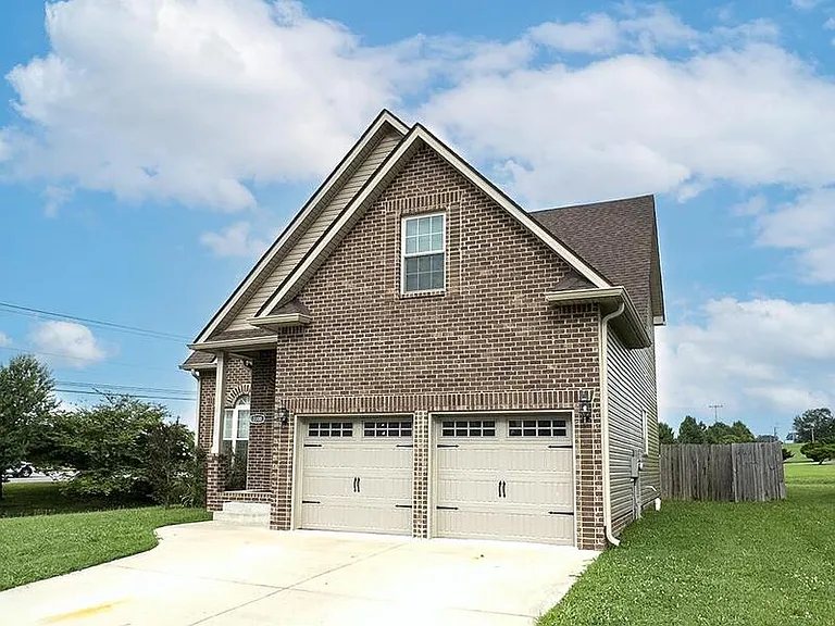 3300 Twelve Oaks Blvd — Photo 28