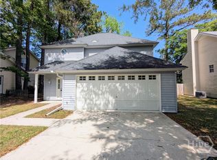 104 Kings Ct, Savannah, GA 31406