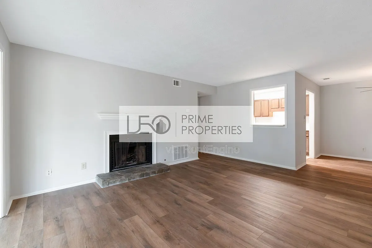 Building Photo - 1350 Brockett Pl