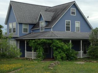 525 County Road 375, San Antonio, TX 78253