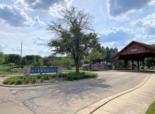 3431 Comstock Ave, Dekalb, IL 60115