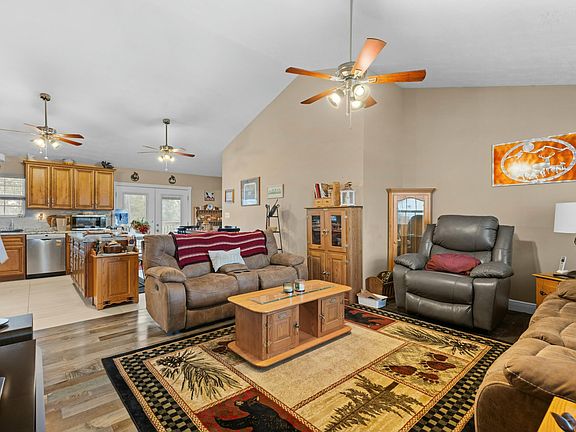 5th image of 5624 Remmington Dr