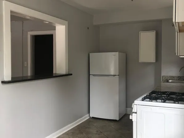 (undisclosed Address), Larchmont, NY 10538