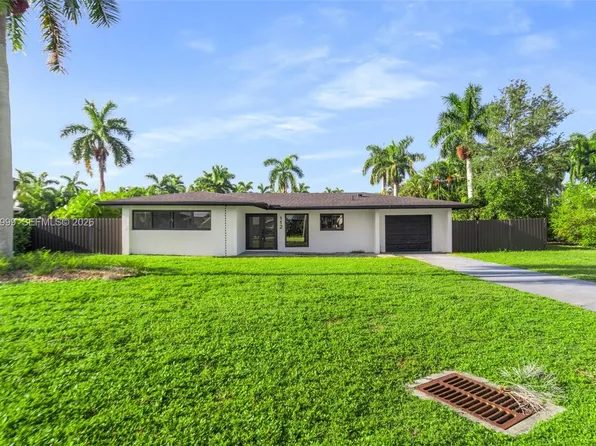 112 Bayshore Dr, Cape Coral, FL 33904