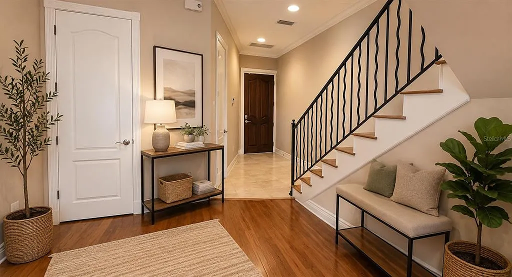 3 bed, 2.5 bath, 2248 sqft, $4,600 — Photo 4