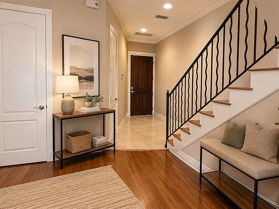 4th image of 4907 BAYSHORE BOULEVARD #103