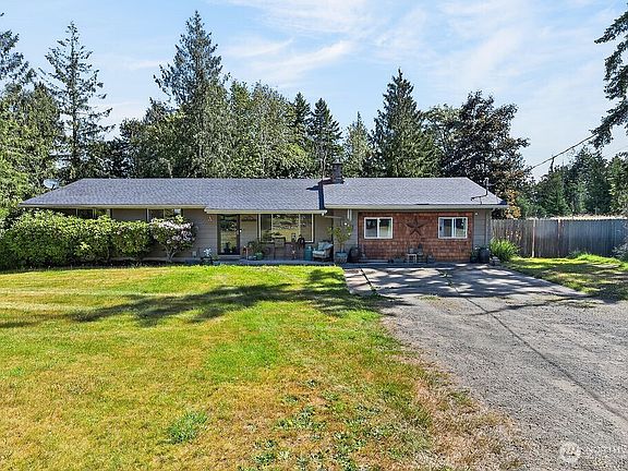 2nd image of 2573 Deer Park Road