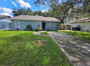 8413 Barrett Pl, Tampa, FL 33617