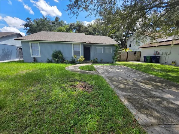 8413 Barrett Pl, Tampa, FL 33617