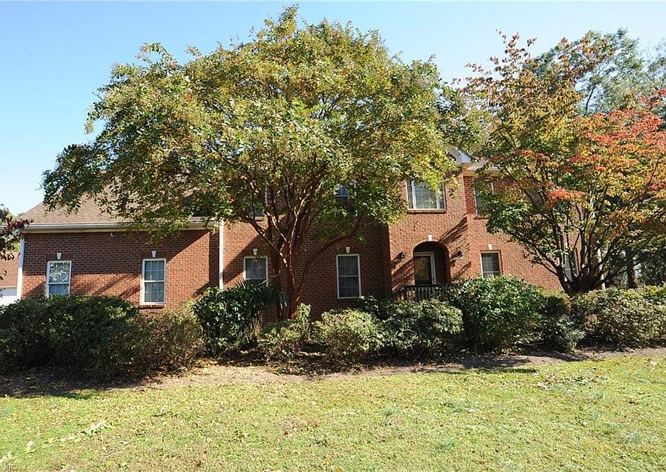 1st image of 7006 Kirby Cres