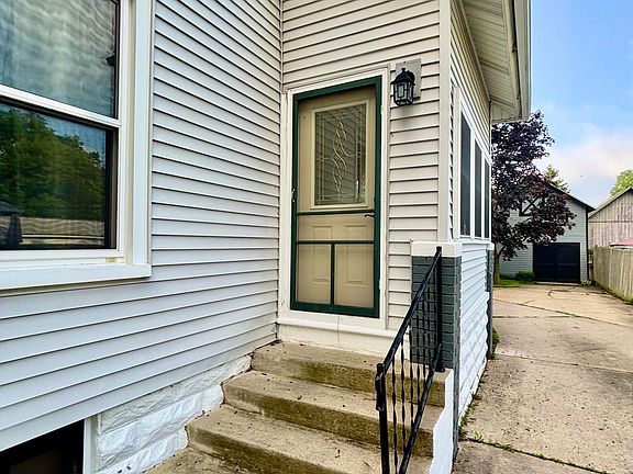 4th image of 224 State St