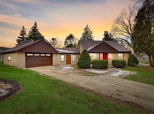 7323 W Abert Ct, Milwaukee, WI 53216