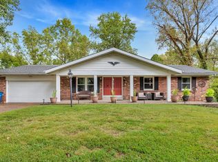 5025 Wolverton Dr, Florissant, MO 63033