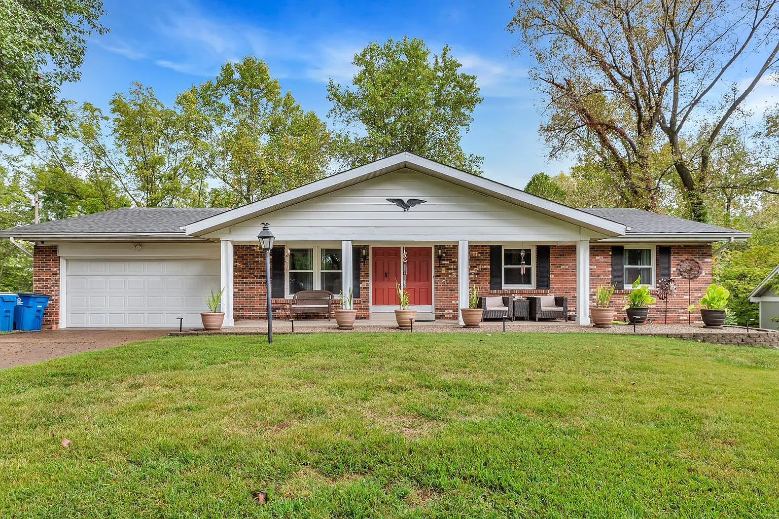 5025 Wolverton Dr photo 1