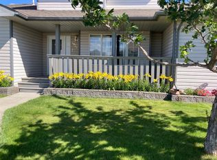 4920 S 53rd Ave #2, Whitecourt, AB T7S1V4