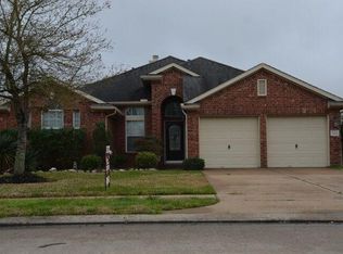 7602 Misty Lake Ln, Pearland, TX 77581