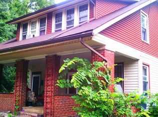 818 Neshannock Blvd APT 1, New Castle, PA 16101