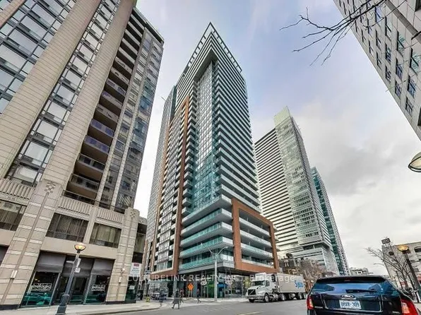 8 Mercer St, Toronto, ON