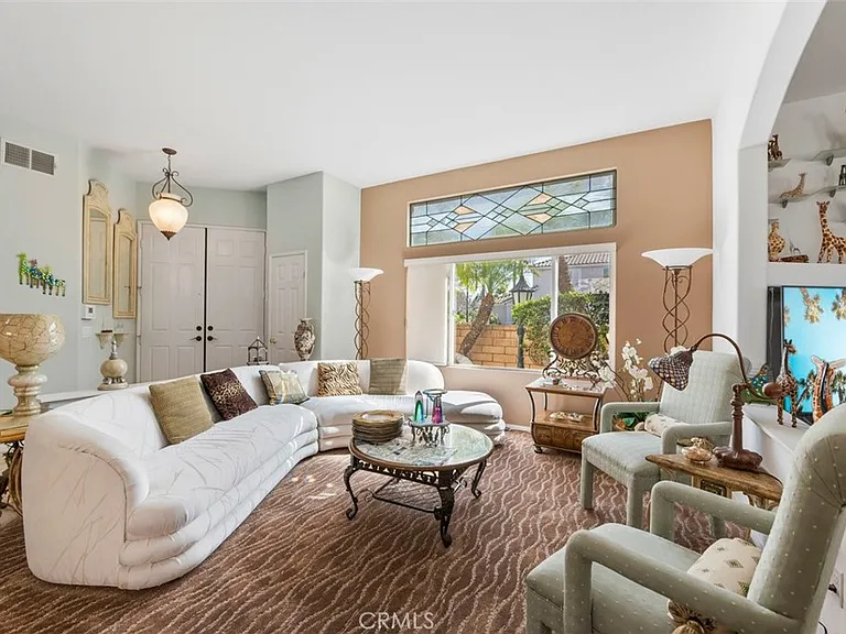 5643 Willowmere Ln — Photo 8