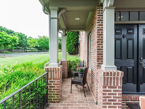 3rd image of 2128 McConvey Pl