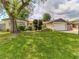 1219 N Pasadena Ave, Azusa, CA 91702