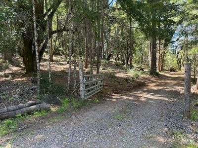 29300 Pinecrest Road, Willits, CA, 95490