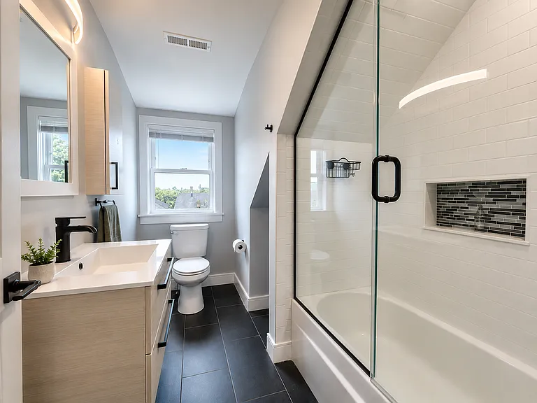167 Charles St #4 — Photo 9