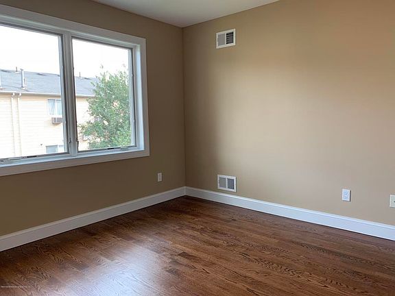 3rd image of 251 Cambridge Ave #B