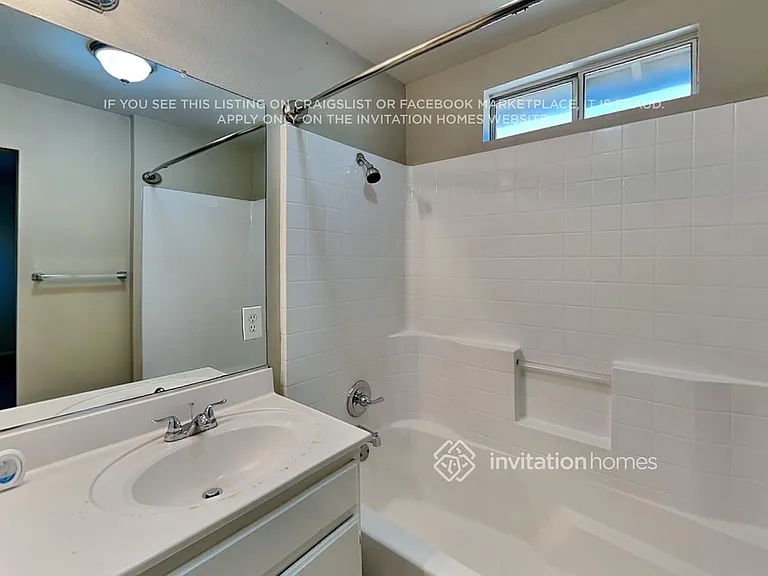 2628 N Maple Ave — Photo 17