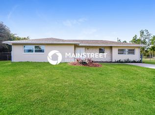 300 E 10th St, Lehigh Acres, FL 33972