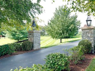 601 Delong Rd, Lexington, KY 40515