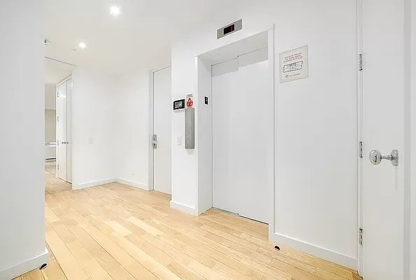 Rented by REAL New York | media 10