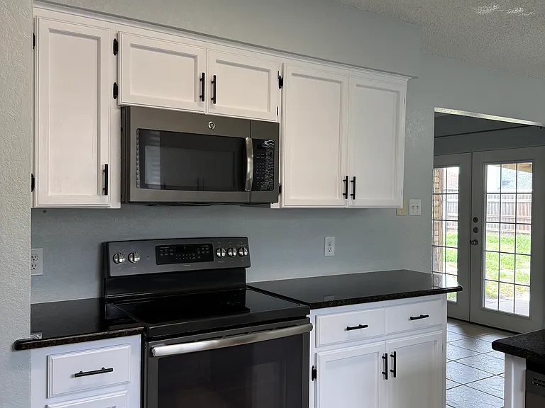 214 Portsmouth Dr — Photo 8