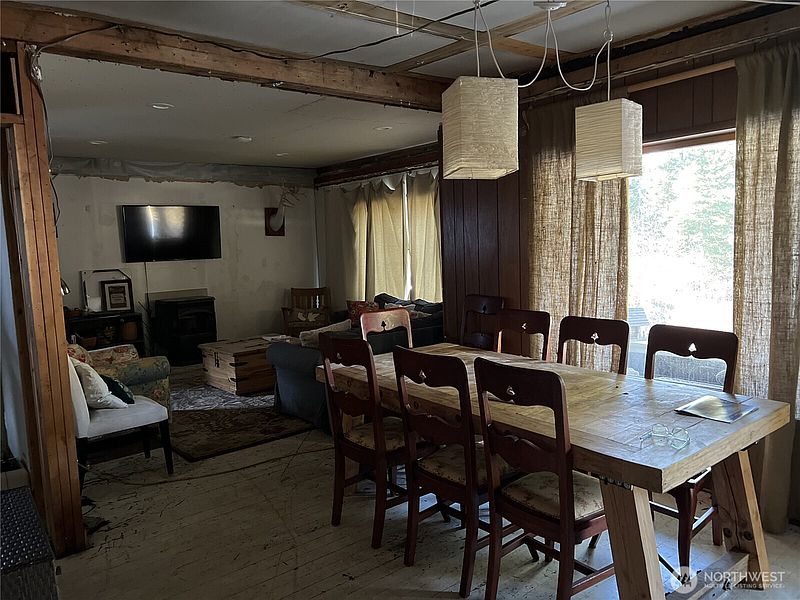 2nd image of 136 4th Street
