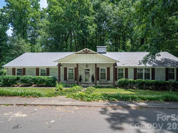 504 Dogwood Ln, Belmont, NC 28012