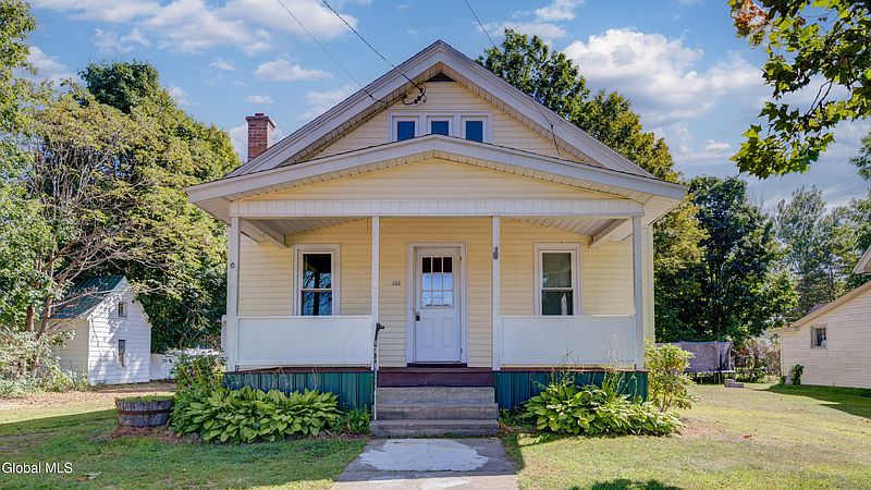 3rd image of 212 S Third Street