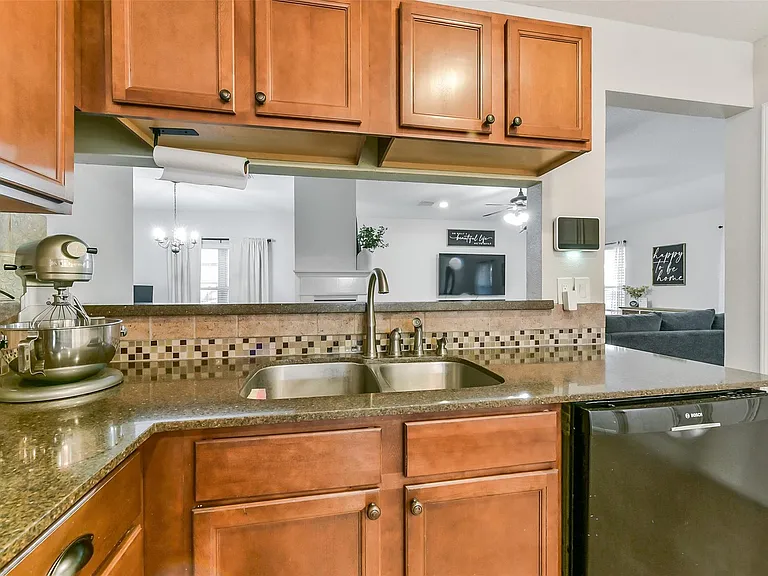 4010 Spring Branch Dr W — Photo 14
