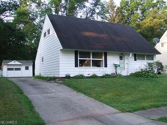 2nd image of 1618 Hanover St