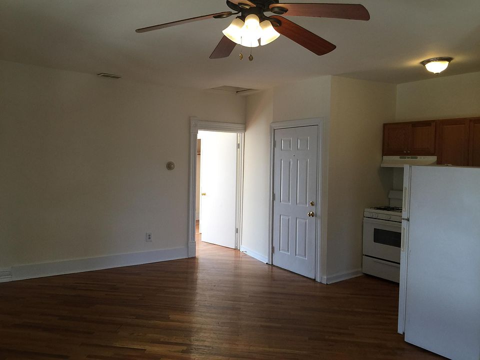 2nd image of 2716 W Prindiville St #2